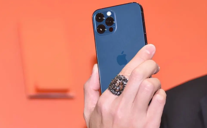海州苹果手机维修分享iPhone12系列重启方法教程 